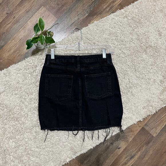 Urban Outfitters BDG Small Black Grunge Edgy Punk Frayed Hem Denim Mini Skirt - Picture 2 of 4